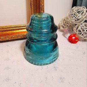 Vintage Hemingway-42 blue insulator